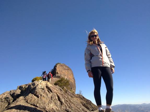 Caminhando sobre o Bauzinho em Campos do Jordão - SP